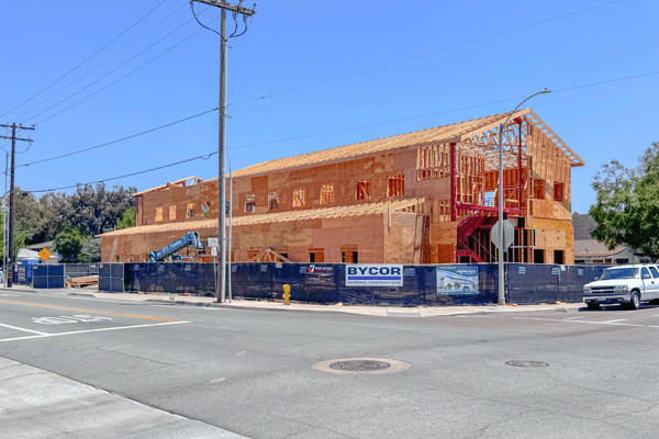 Lakeside Construction